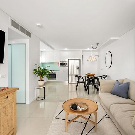 Coco Mooloolaba Aparthotel ภายนอก รูปภาพ