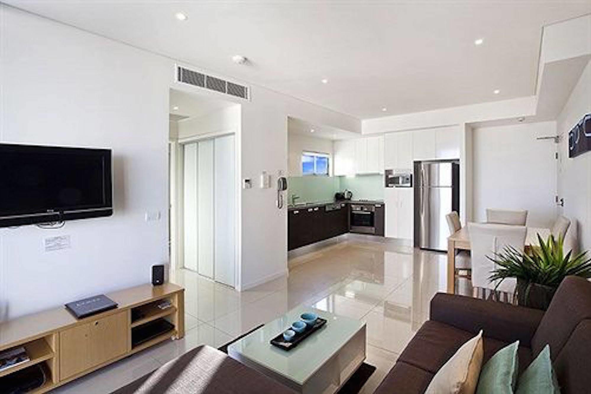 Coco Mooloolaba Aparthotel ภายนอก รูปภาพ