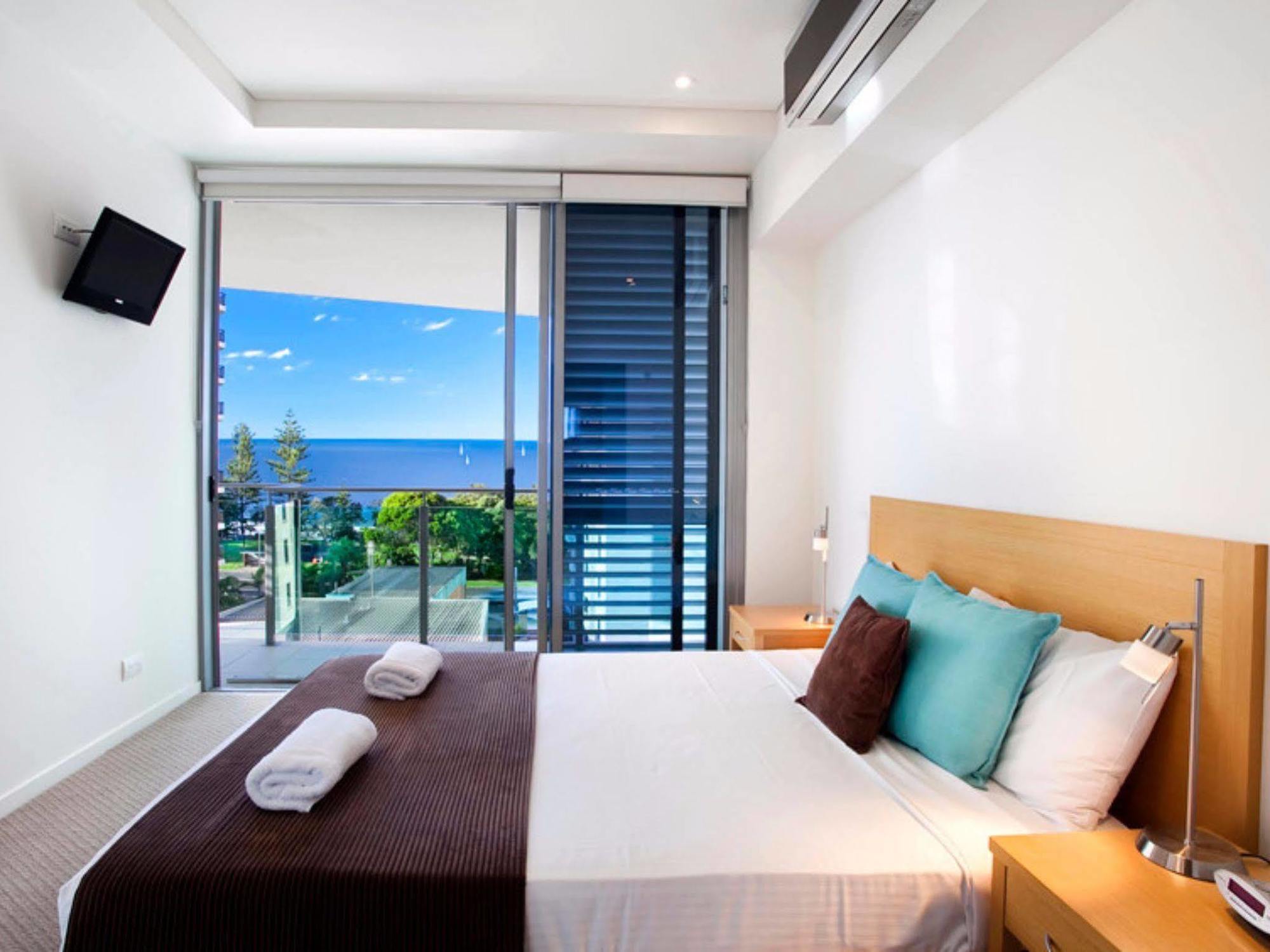 Coco Mooloolaba Aparthotel ภายนอก รูปภาพ